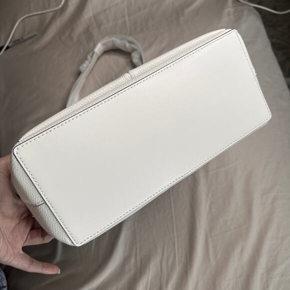 MICHAEL KORS Jet Set Travel Medium Pocket Tote Bag Optic White NEW - Picture 7 of 9